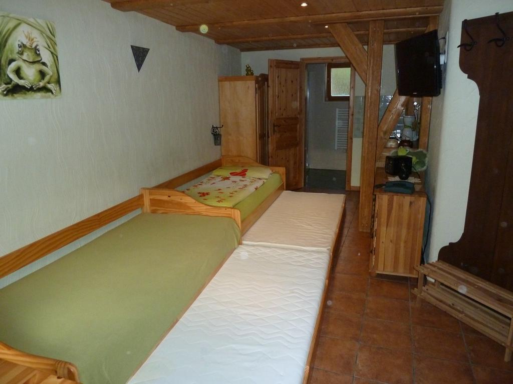 Gaestezimmer Am Maerchenbrunnen Dresda Exterior foto