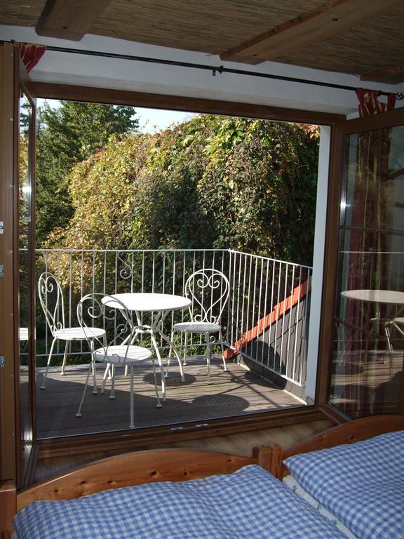 Gaestezimmer Am Maerchenbrunnen Dresda Exterior foto