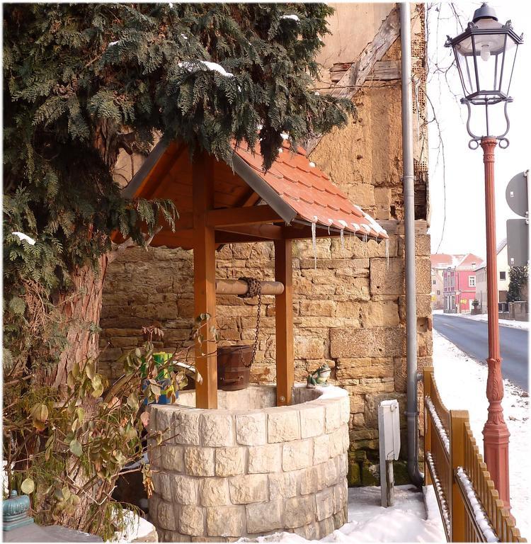 Gaestezimmer Am Maerchenbrunnen Dresda Exterior foto